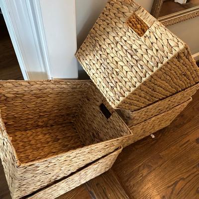 BASKET LOT