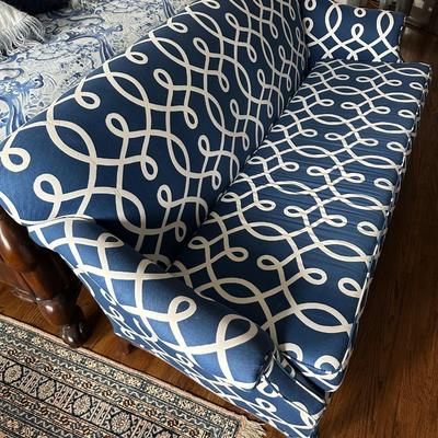 NAVY GEOMETRIC FABRIC ANTIQUE SOFA