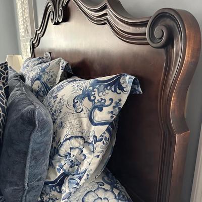 King size bedframe