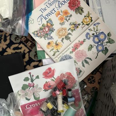CROSS STITCH LOT
