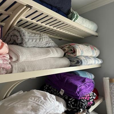 LINEN CLOSET CONTENTS