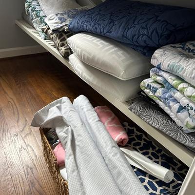 LINEN CLOSET CONTENTS