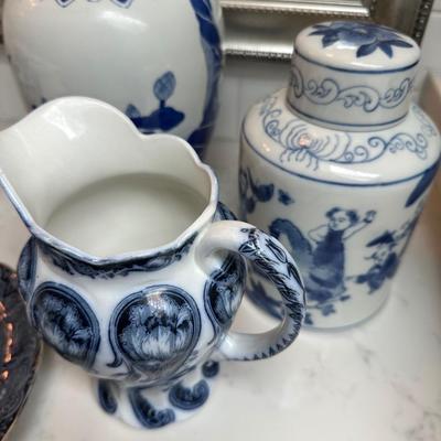BLUE WHITE DECOR LOT