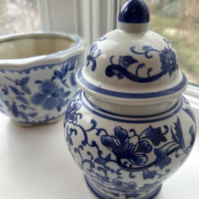 BLUE WHITE DÉCOR LOT
