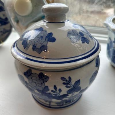 BLUE WHITE DÉCOR LOT