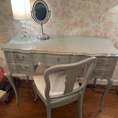 VANITY WITH CHAIR, NEEDS PAINTING 43X18X31