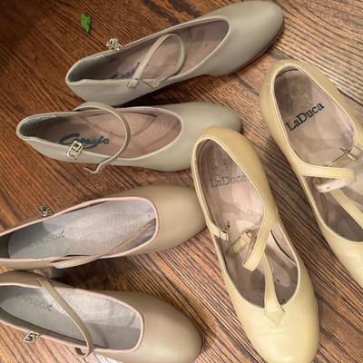 3 PAIR TAP SHOES CAPEZIO & LA DUCA