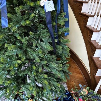 8' TREE, CHRISTMAS WREATHS, GARLAND AS PICTURED