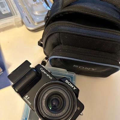 MISC CAMERA ITEMS AS PICTURED