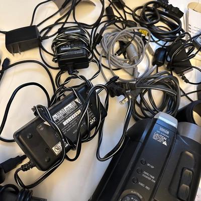 MISC CAMERA ITEMS AS PICTURED