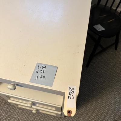 OUTLOOK INTERNATIONAL MODERN DESK & CHAIR 64X32X30