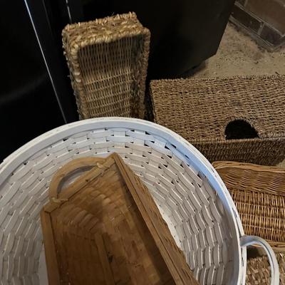 6 BASKETS AS PICTURED