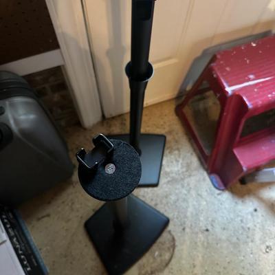 2 SPEAKER STANDS AS PICTURED FOR USE WITH SONOS ONE, PLAY:1, OR PLAY :3 SPEAKERS