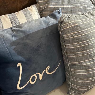 6 BLUE PILLOWS