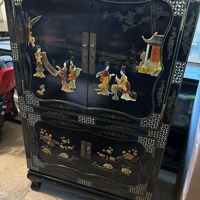 BLACK LAQUER ASIAN ENTERTAINMEBNT CABINET 36X20X56