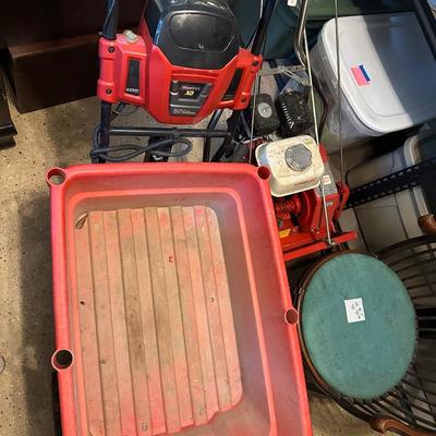 SNAPPER XD 82V SELF PROPELLED UTILITY CART