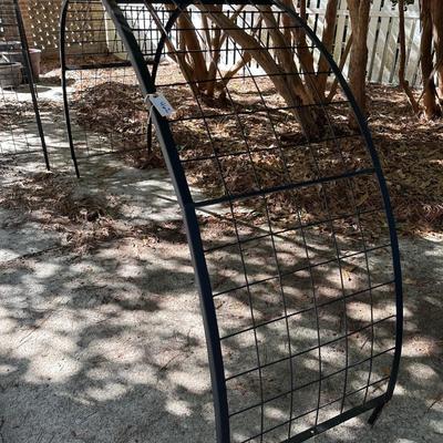 GARDEN TRELLIS ARCH 101"X53"TALLX24"W