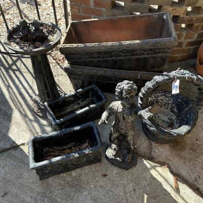 PLASTIC, CEMENT GARDEN DÉCOR LOT