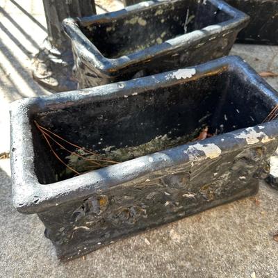 PLASTIC, CEMENT GARDEN DÉCOR LOT
