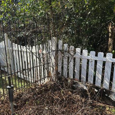 GARDEN TRELLIS