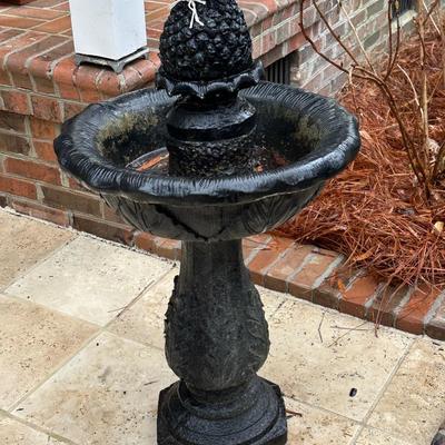 Pineapple hospitality bird bath