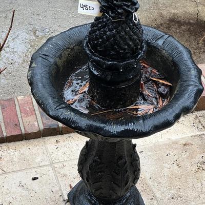 Pineapple hospitality bird bath