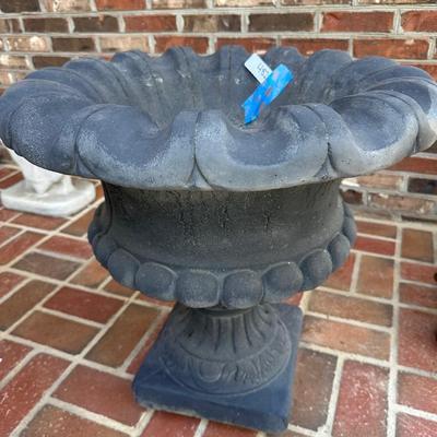 URN PLANTER