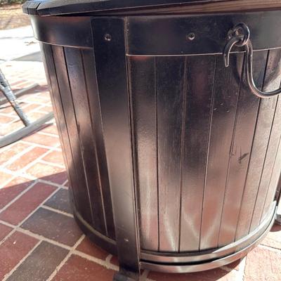 SPLIT LID ICE CHEST