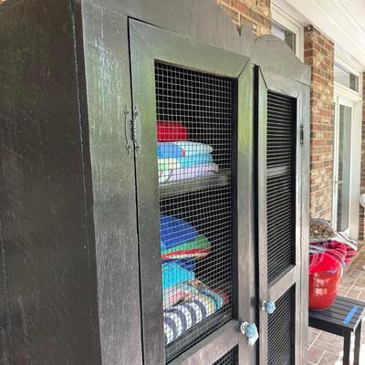 2 door black cabinet