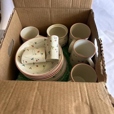 Epoch Strawberry Time China Set (B3-ES)