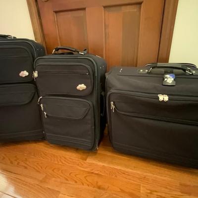 Lot of 3 Piece Skyway Luggage on Wheels