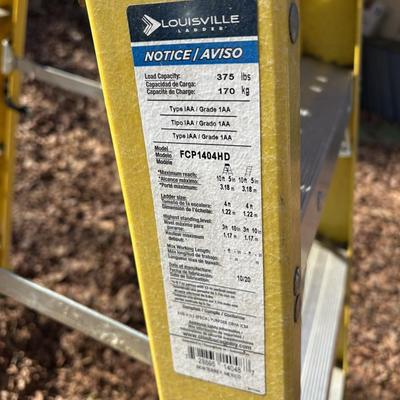 Louisville Four Foot Ladder (SB-ES)