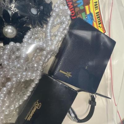 Mystery bag of jewelry
