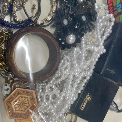 Mystery bag of jewelry