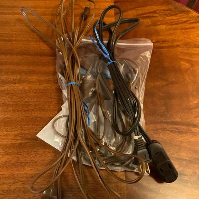 Lot of Electric Window Candles and small extension cords
