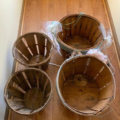 Lot of 4 Harvest Baskets