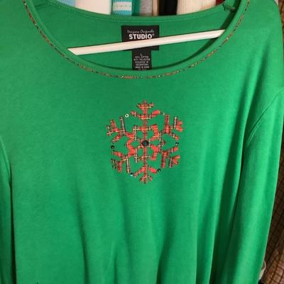 Ladies lot size L Kim Rogers, Liz Claiborne