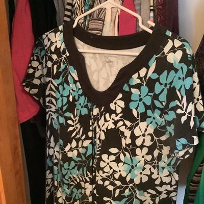 Ladies lot size L-XL Croft & Barrel, etc