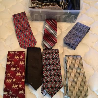 Men's neckties lot