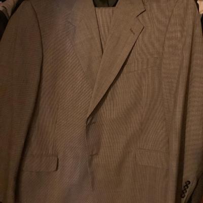 Men's lot with Silk blazer, 41"W pants, etc Large size