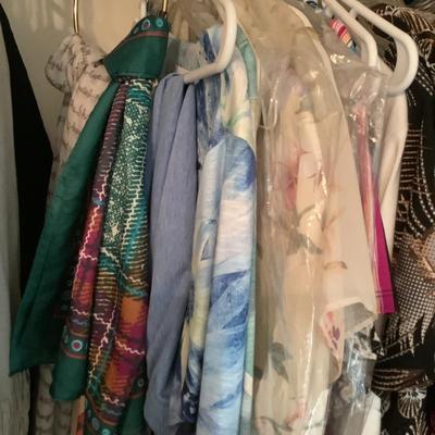 Ladies lot NWT Alfred Dunner, scarves