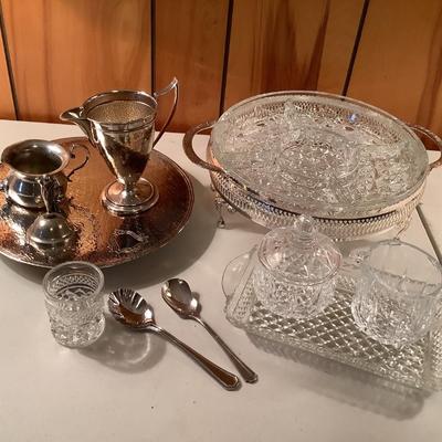 footed server, cream & sugar lot