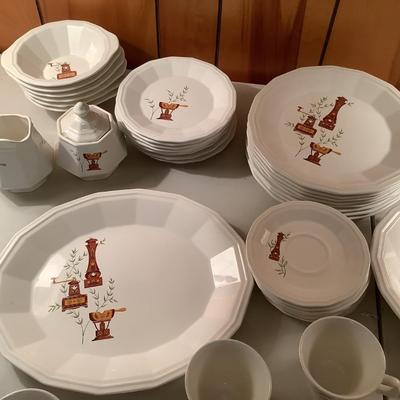Homer Laughlin Homespun dinnerware