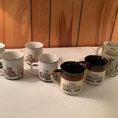 Vintage 1989 Hardee's mugs lot