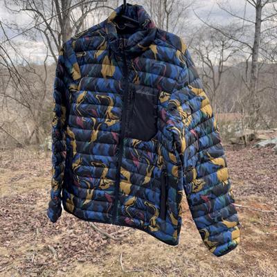 Nike, Polo, Eddie Bauer, + Other Men’s Clothing - Sizes S-M (B3-DZ)