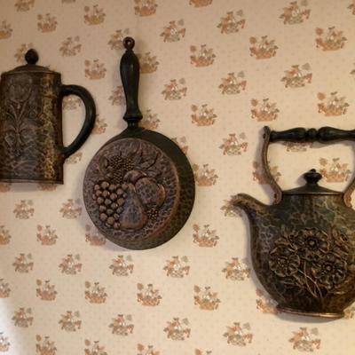 Vintage 3 kettle wall art