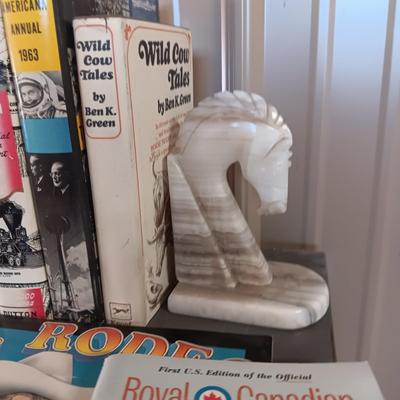 METAL FILING CABINET W/COMBO DOOR, MARBLE HORSE BOOKENDS AND VARIOUS BOOKS
