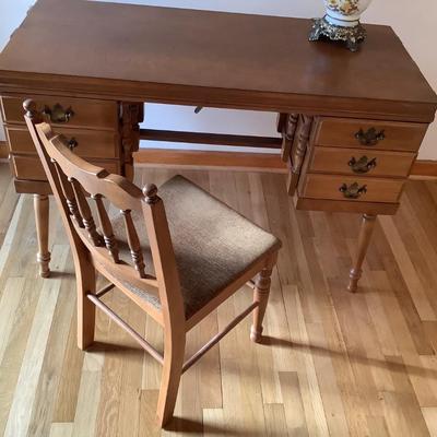 desk/vanity 30"H 46"L 20"depth with chair