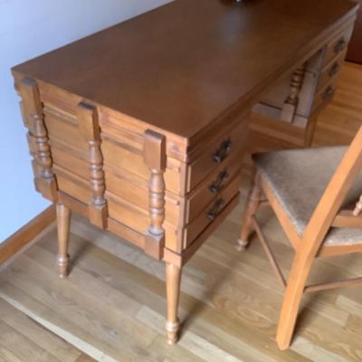desk/vanity 30"H 46"L 20"depth with chair