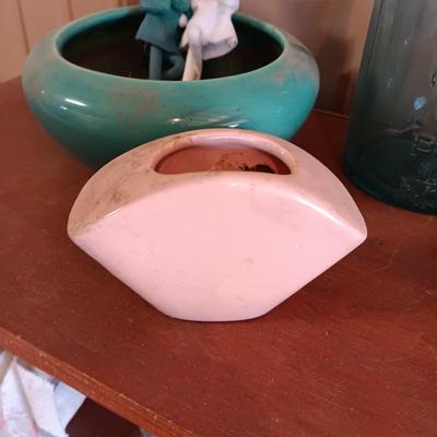 MISC VINTAGE HOUSEHOLD ITEMS